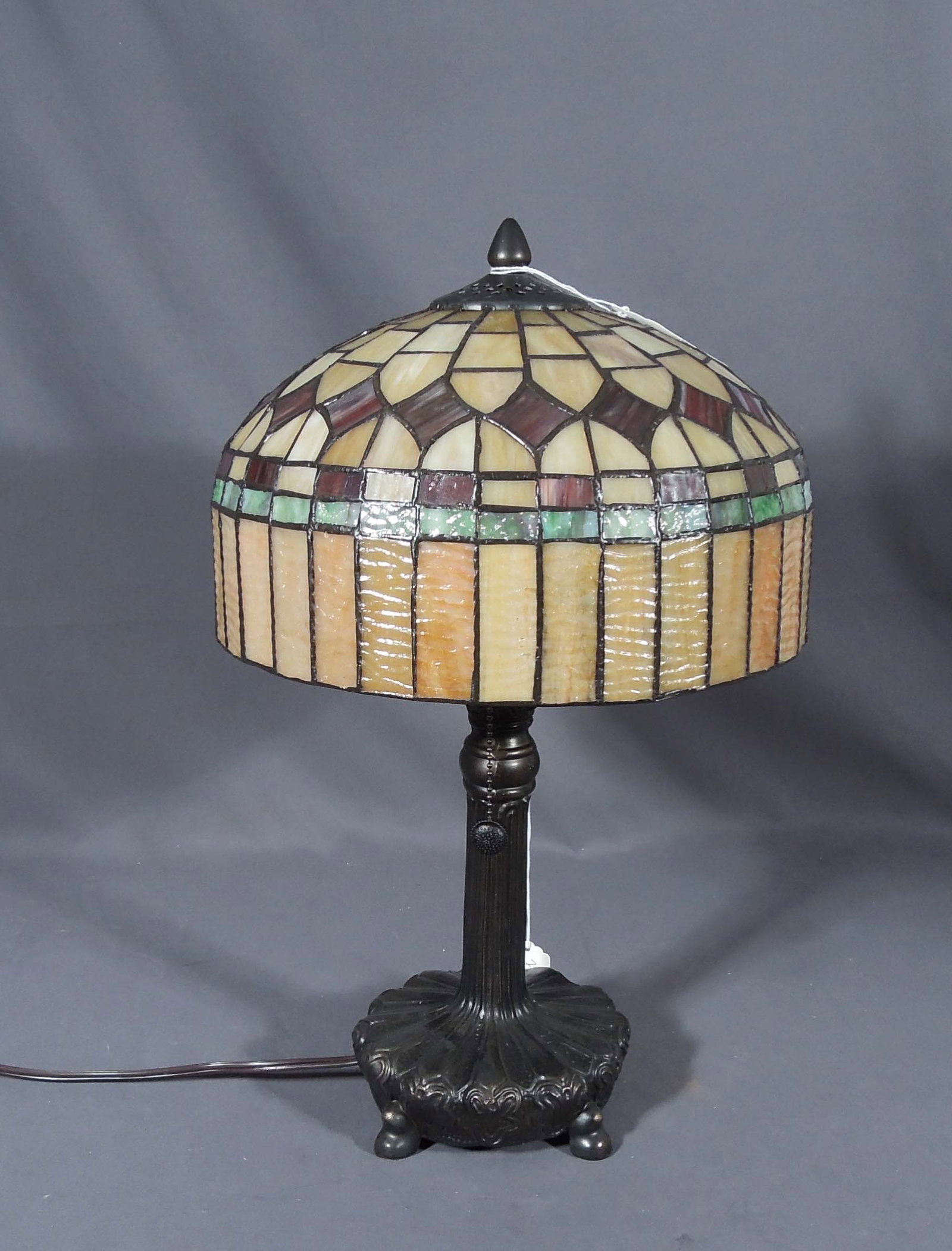 METAL AND LEADED GLASS TABLE LAMP (1 of 2)