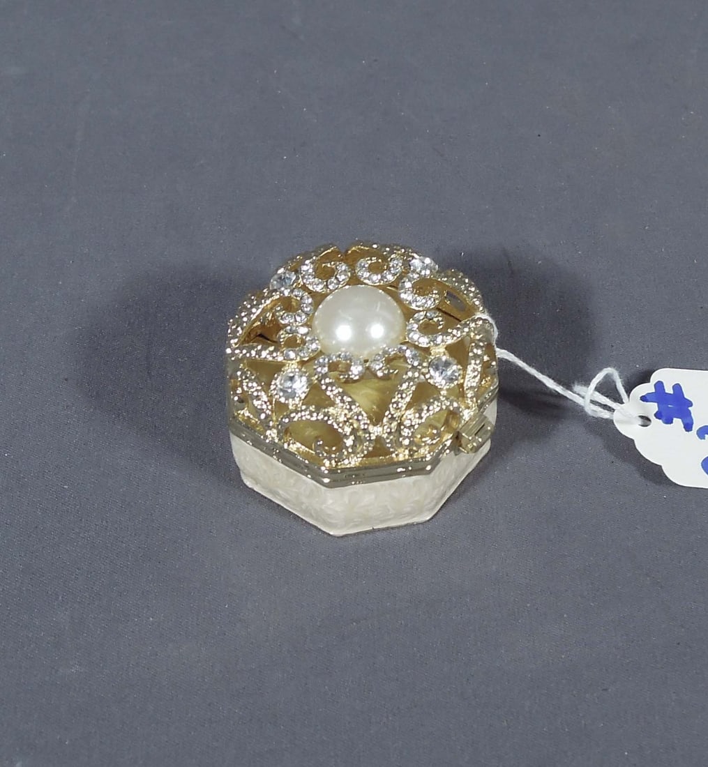 METAL, ENAMEL & RHINESTONE PEARL BOX TRINKET: 1 1/2" x 2".