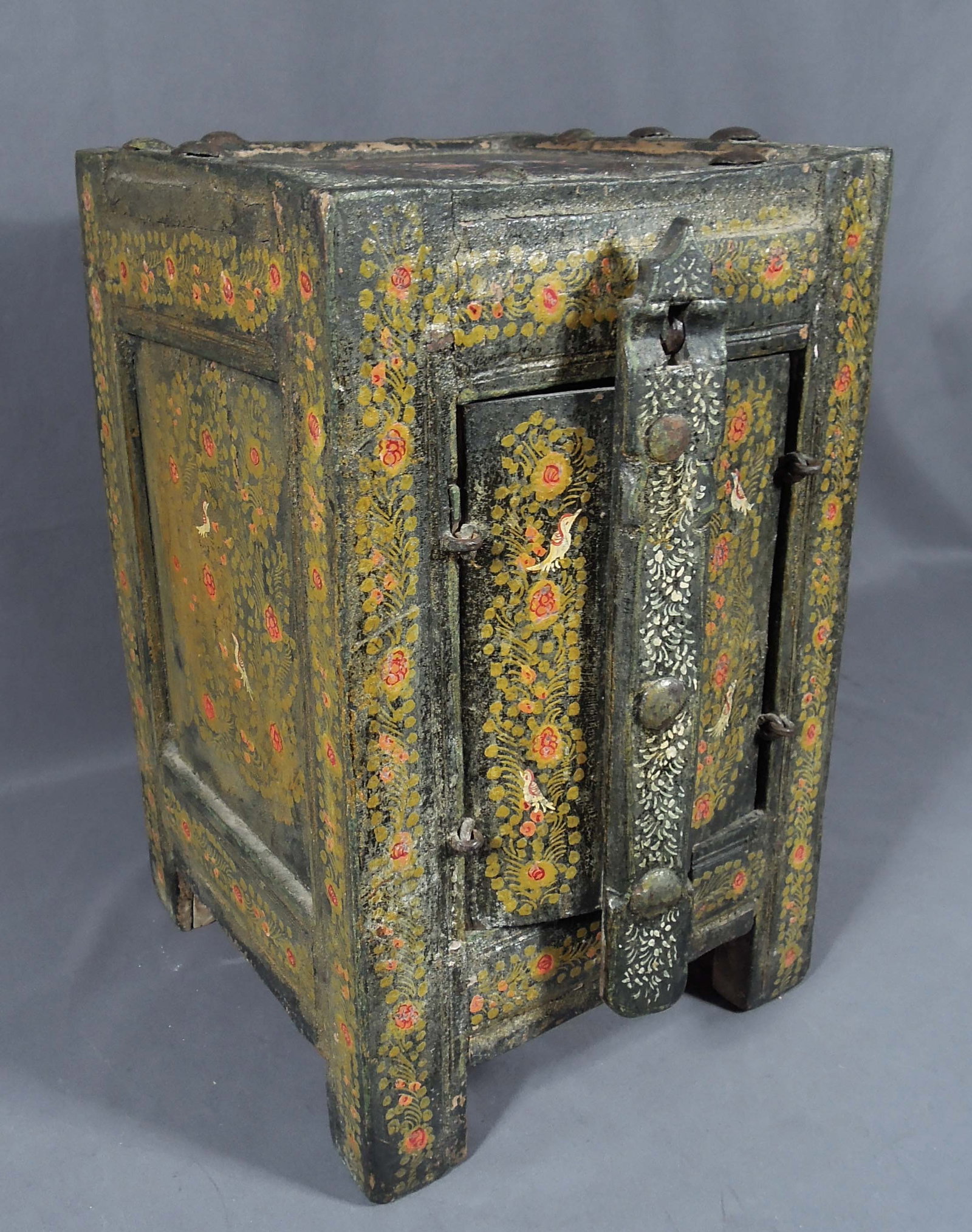 ANTIQUE HAND PAINTED TABLE TOP SHRINE CHEST (1 of 3)