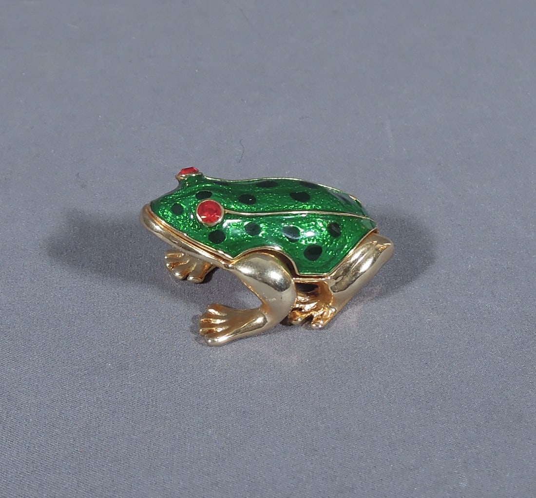 METAL, ENAMEL & RHINESTONE FROG TRINKET BOX (1 of 1)