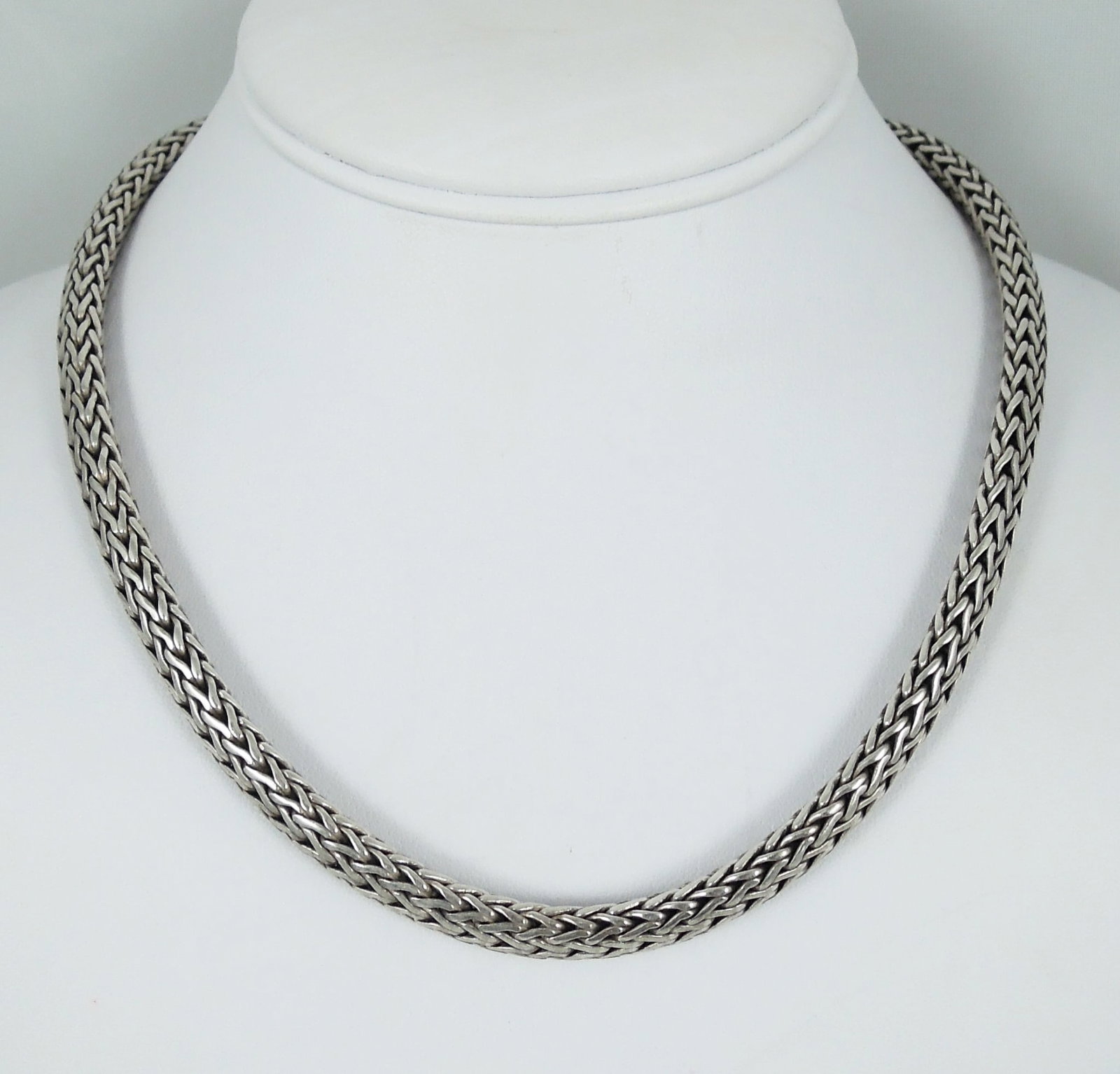 DESIGNER JOHN HARDY CLASSIC STERLING SILVER WHEAT NECKLACE: Approx. 7 1/2mm. Weighs 102 grams. Signed. 18" long.