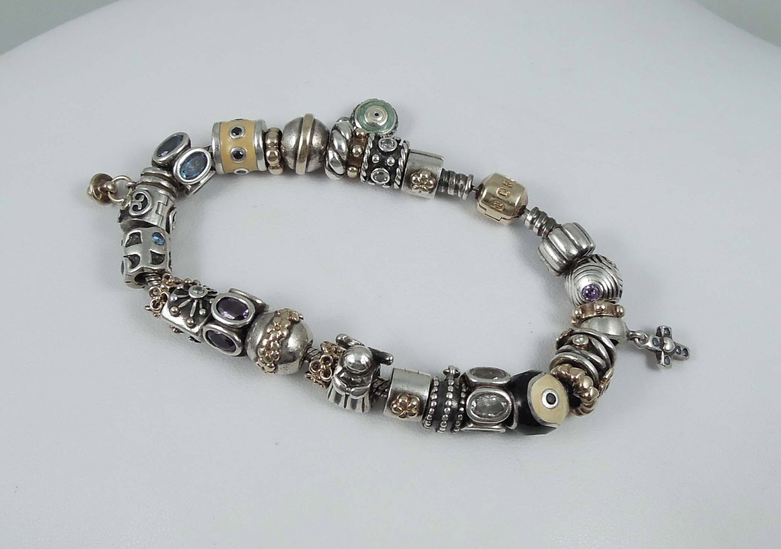 VINTAGE CLASSIC 14K Y.G. & STERLING SILVER PANDORA CHARM BRACELET (1 of 1)