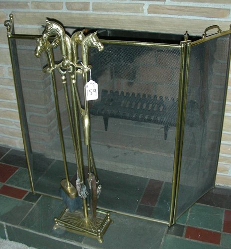 HEAVY BRASS HORSE MOTIF FIRE TOOL SET AND FIRE SCREEN: Firetool set approx. 25" high.