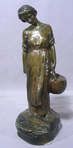 PETER TERESZCZUK (1875-1963) UKRAINIAN: Origina antiquel bronze sculpture of woman holding bucket. Fine detail. Signed on base. 11" high.