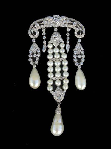 VERY FINE LADIES 18K WHITE GOLD, PEARL AND DIAMOND (1 of 1)