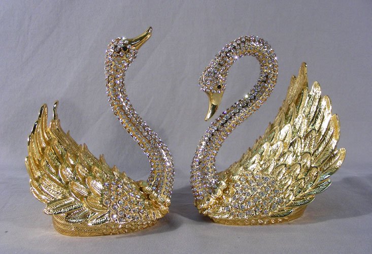 PAIR OF METAL, ENAMEL AND RHINESTONE SWAN BOXES (1 of 2)