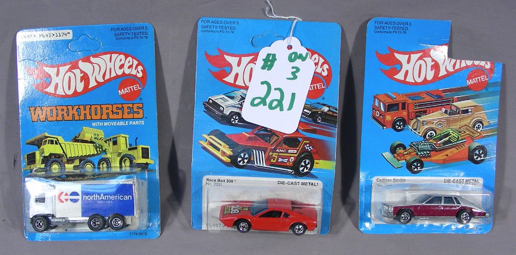 GROUP OF THREE DIE CAST HOT WHEELS  CARS (1 of 1)