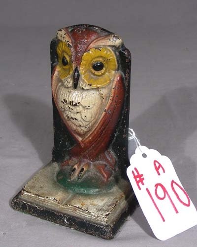 VINTAGE CAST IRON OWL BOOK END (1 of 1)