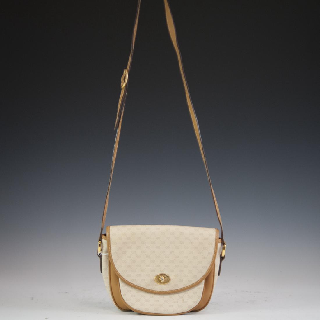 Gucci Canvas & Leather Bag (1 of 6)