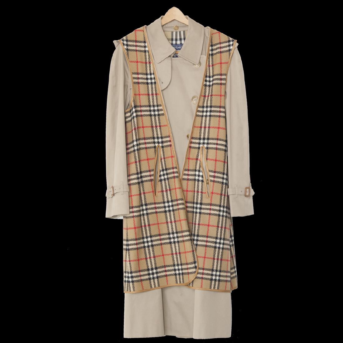 Vintage Burberry's of London Trench Coat (1 of 4)