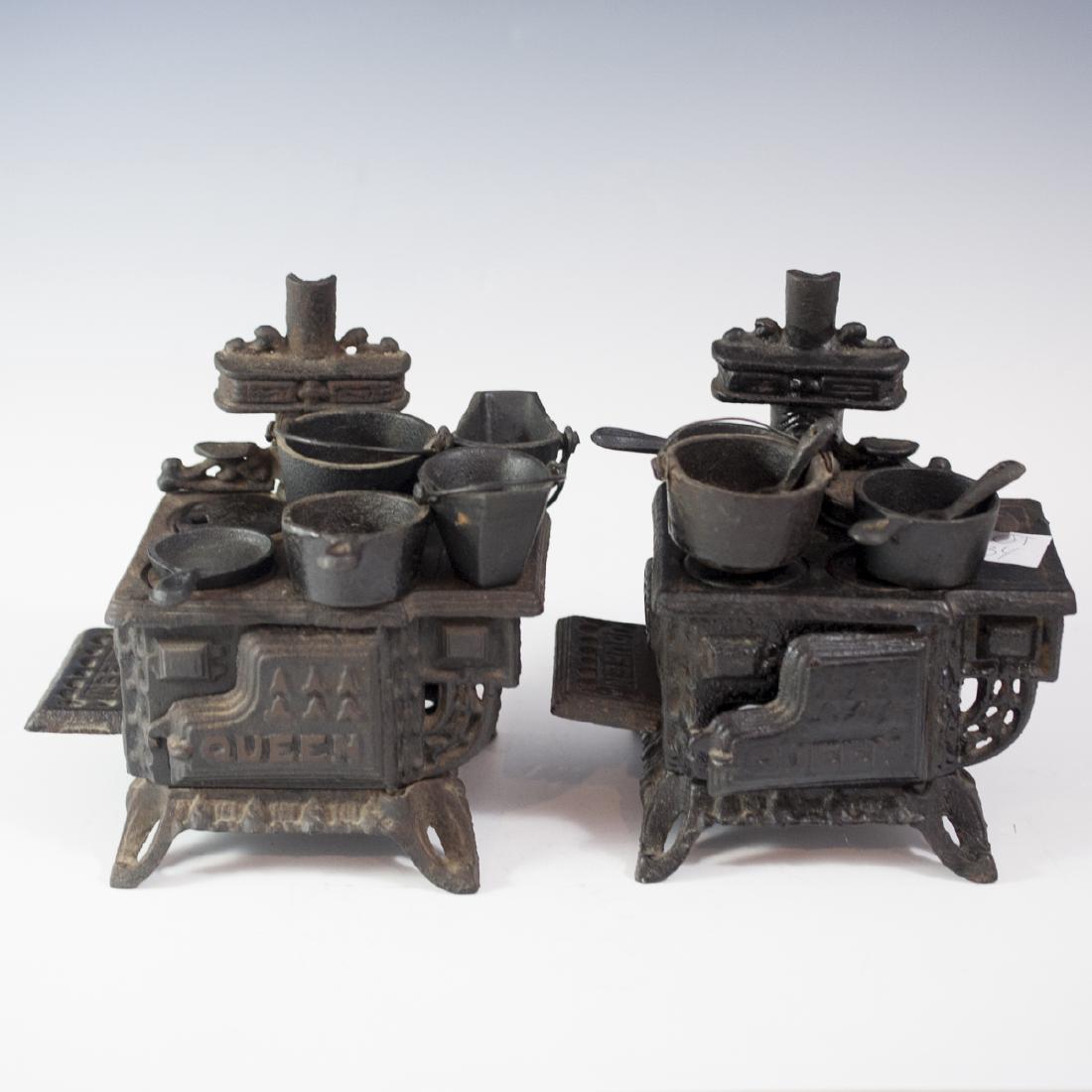 Pair of Queen Cast Iron Miniature Salesman Stoves (1 of 5)