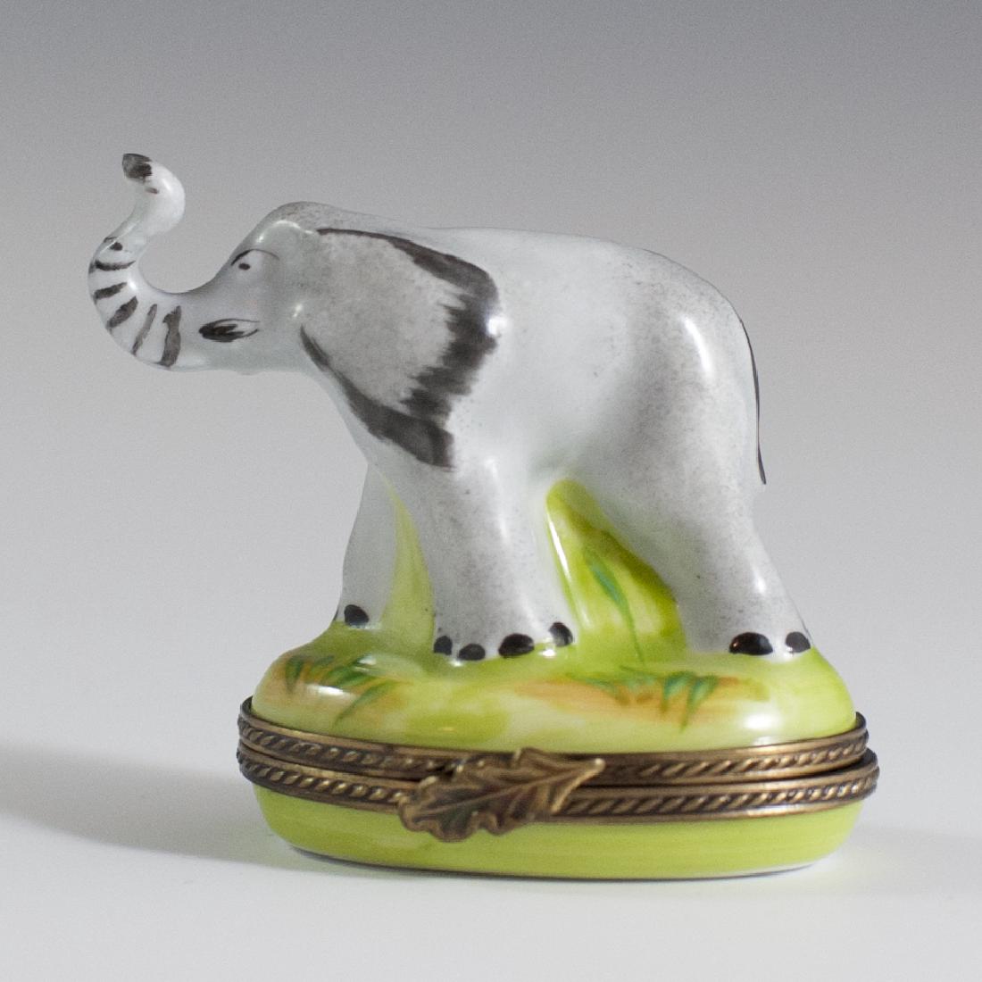 Eximious Limoges Porcelain Trinket Box (1 of 4)