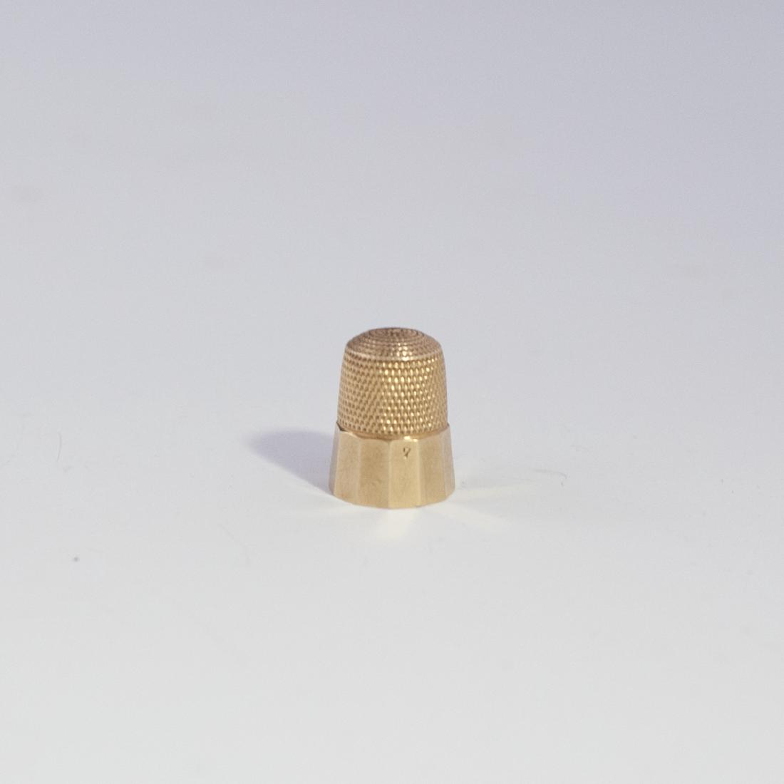 14kt Gold Thimble (1 of 3)