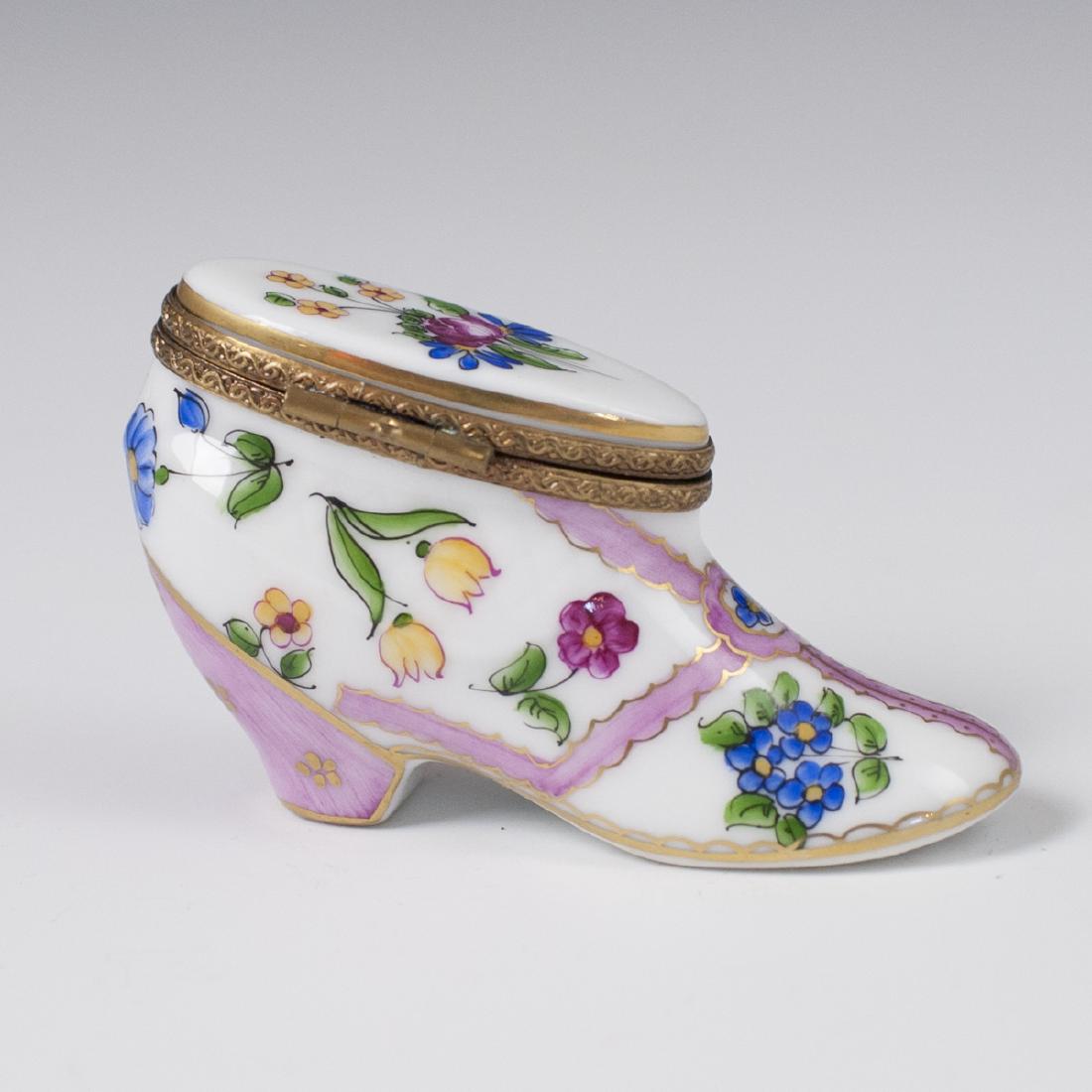 Dubarry Limoges Porcelain Pill Box (1 of 3)