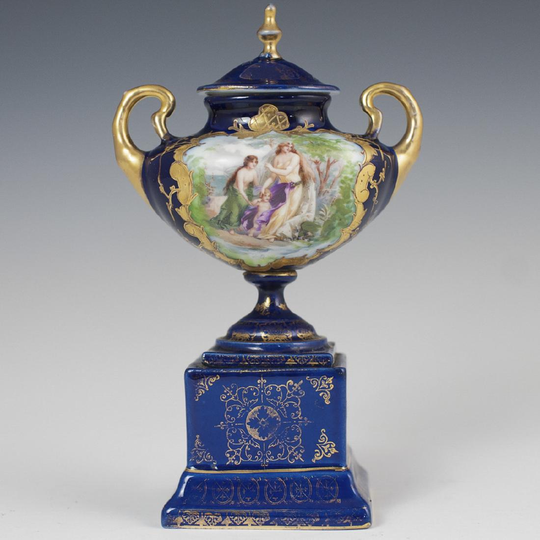 Royal Vienna Porcelain Urn (1 of 5)