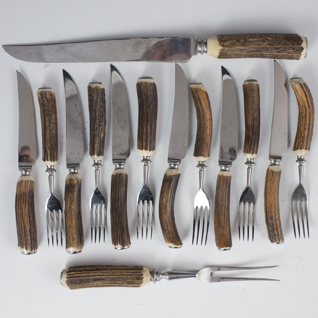 Lewis & Horn Co. Sheffield Elkhorn Cutlery Set (1 of 4)