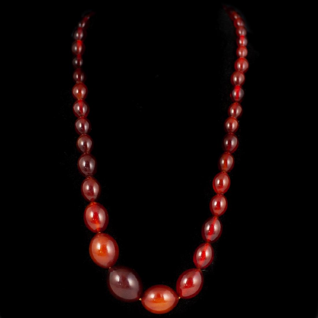 Vintage Amber Beaded Necklace (1 of 2)