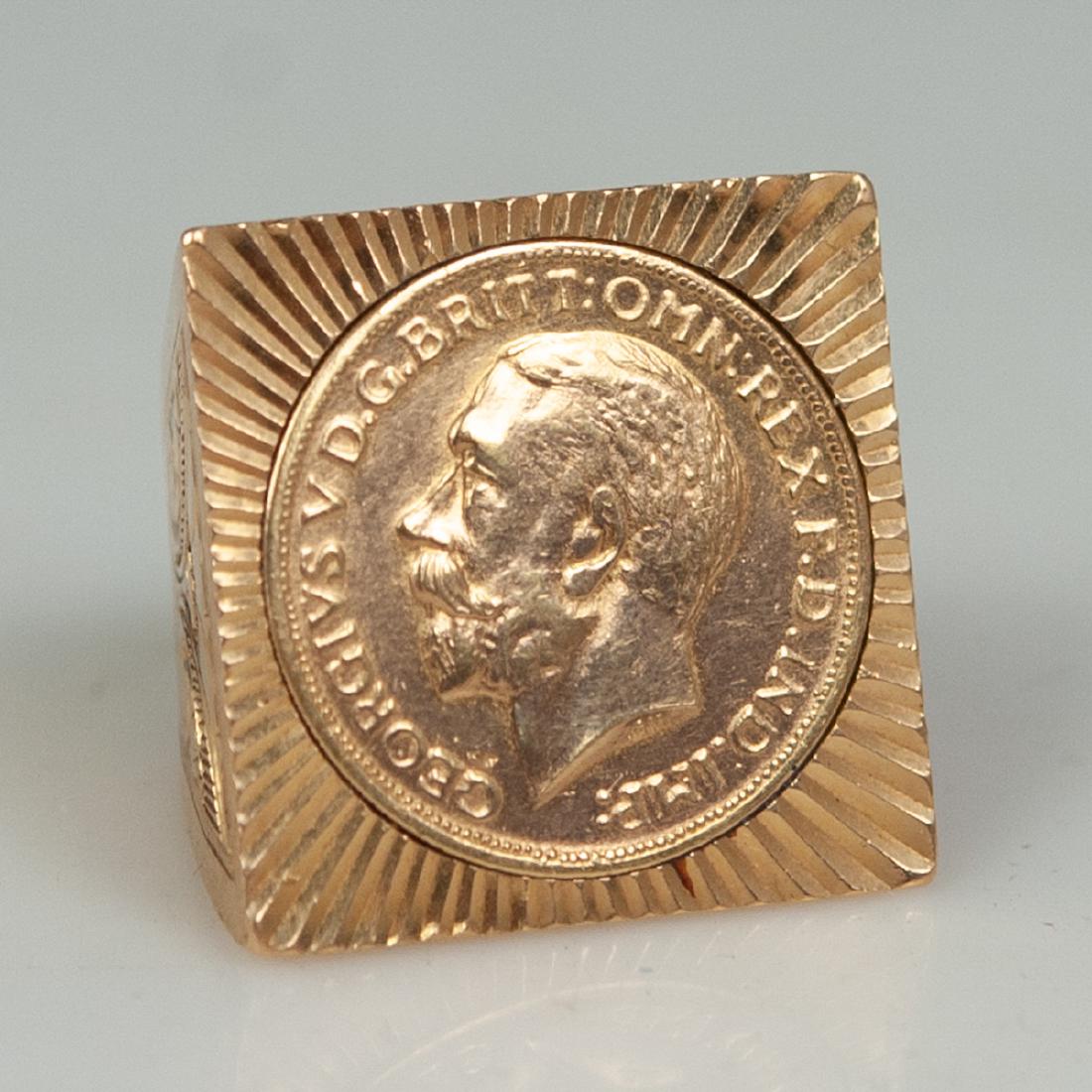 18kt Gold & George V Sovereign Coin Ring (1 of 5)