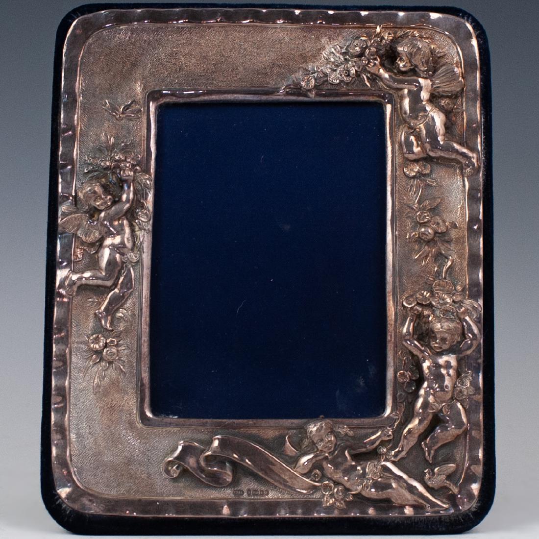 Vintage Sterling Repousse Picture Frame (1 of 4)