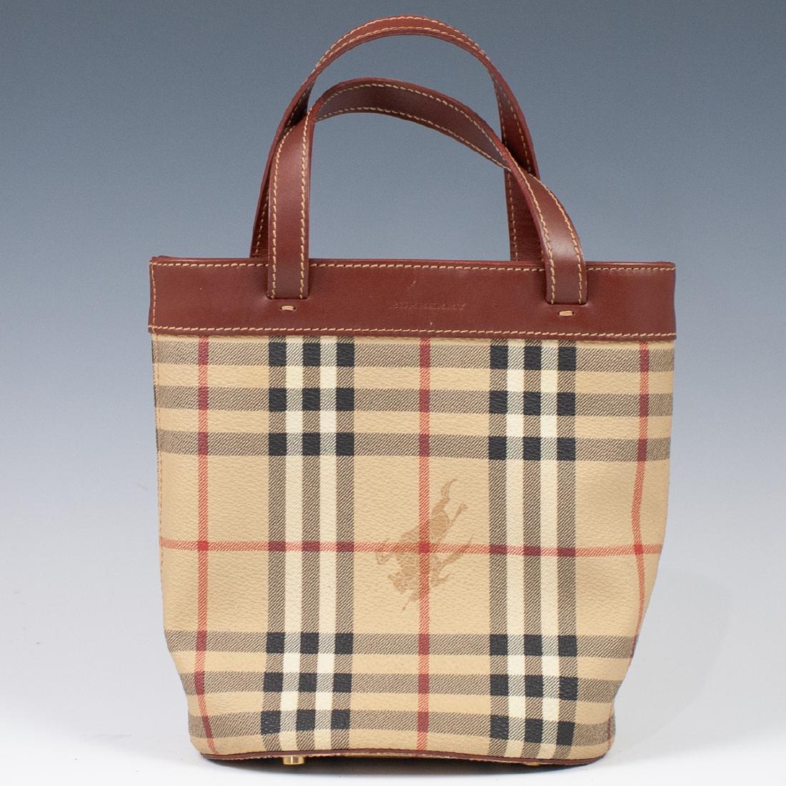 Burberry leather handbag (1 of 6)