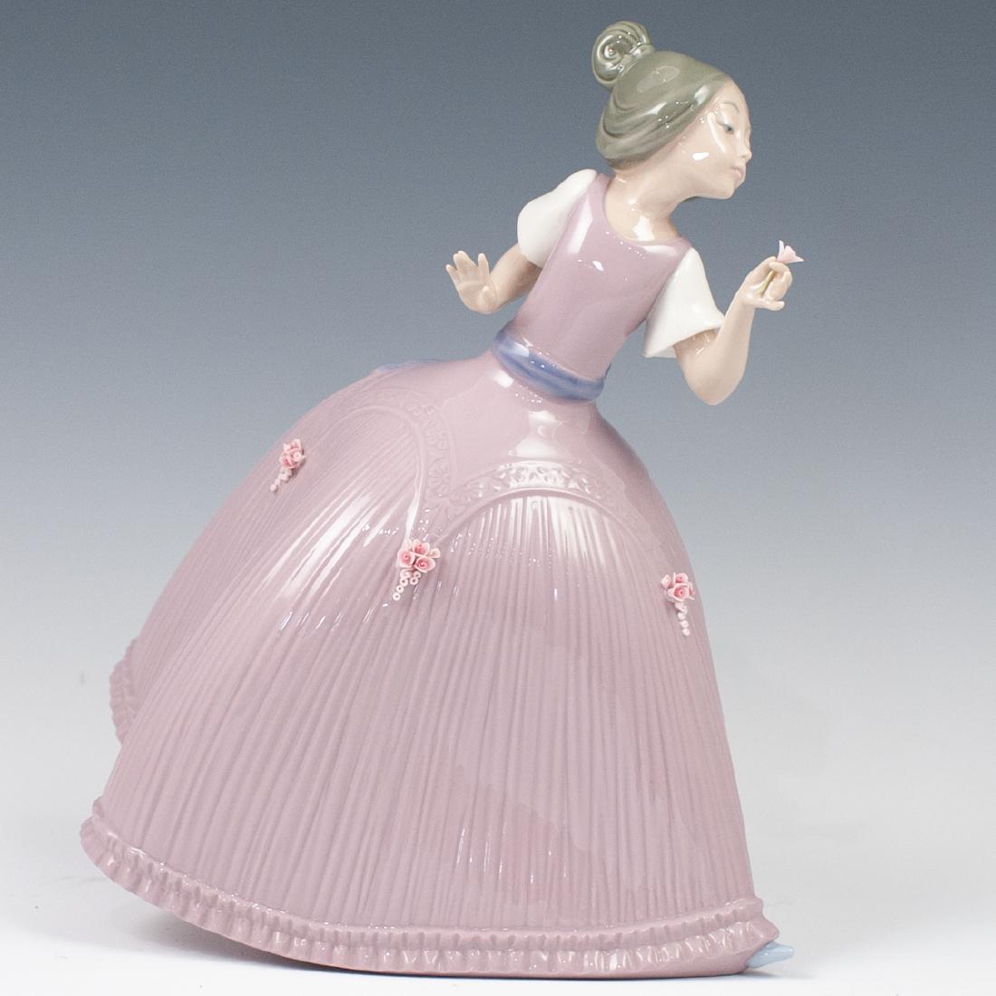 Lladro porcelain figurine (1 of 4)
