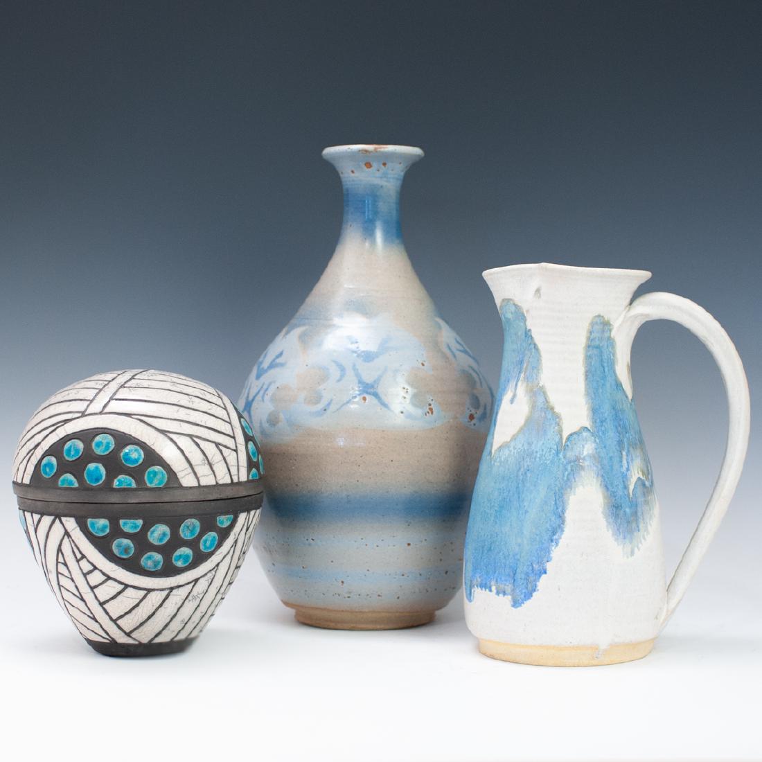 Lot of Three (3) Ceramic Pieces (1 of 11)