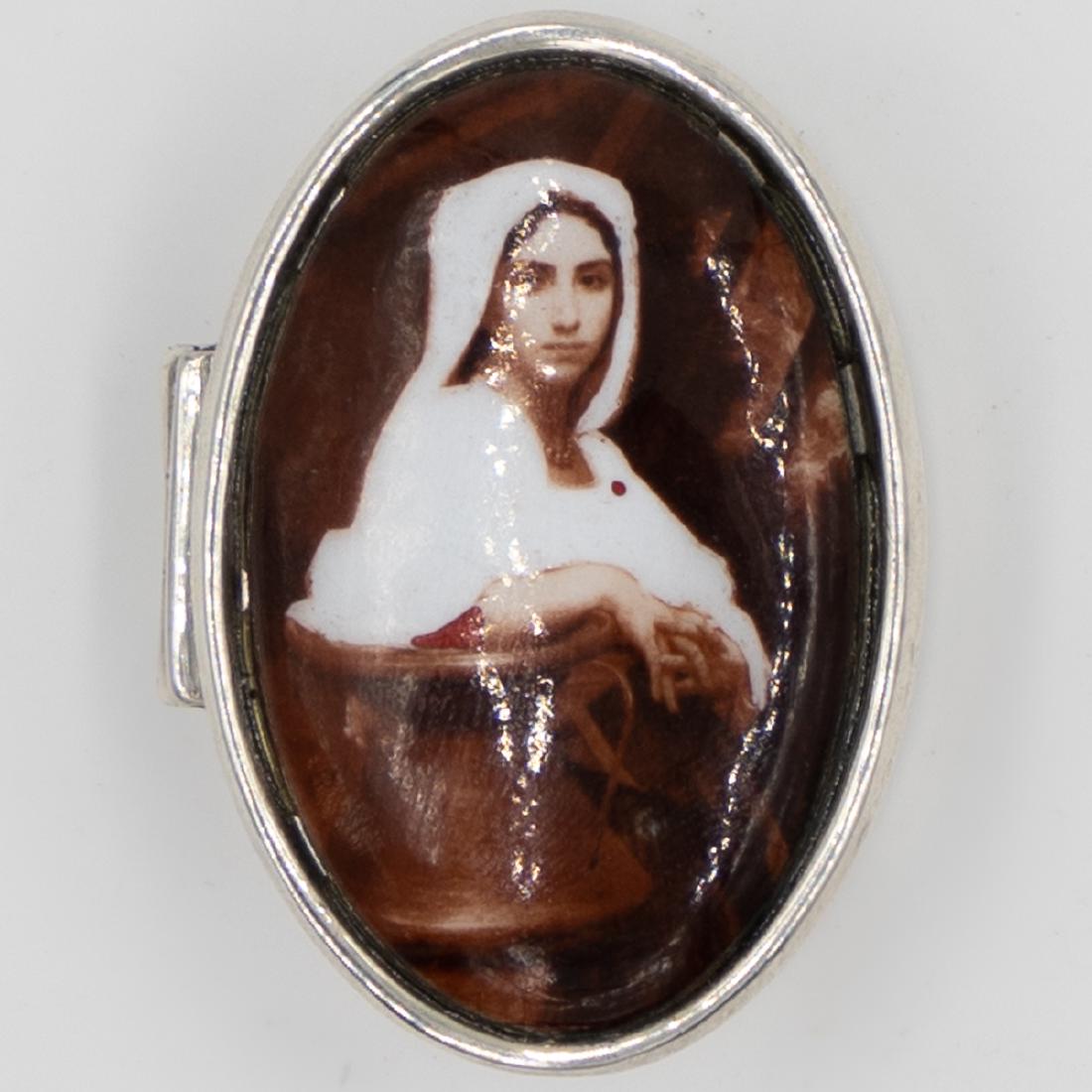 Sterling Portrait Enamel Pill Box (1 of 3)