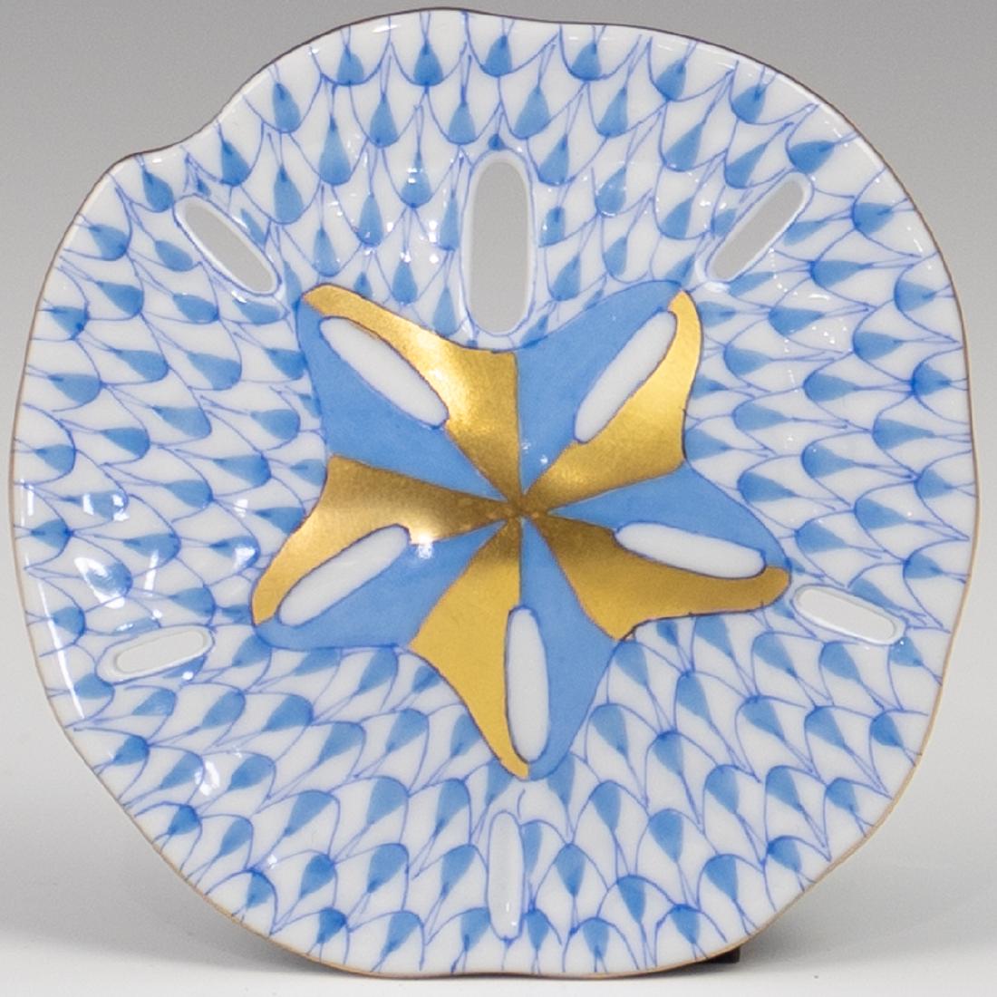Herend Fishnet Sand Dollar (1 of 2)
