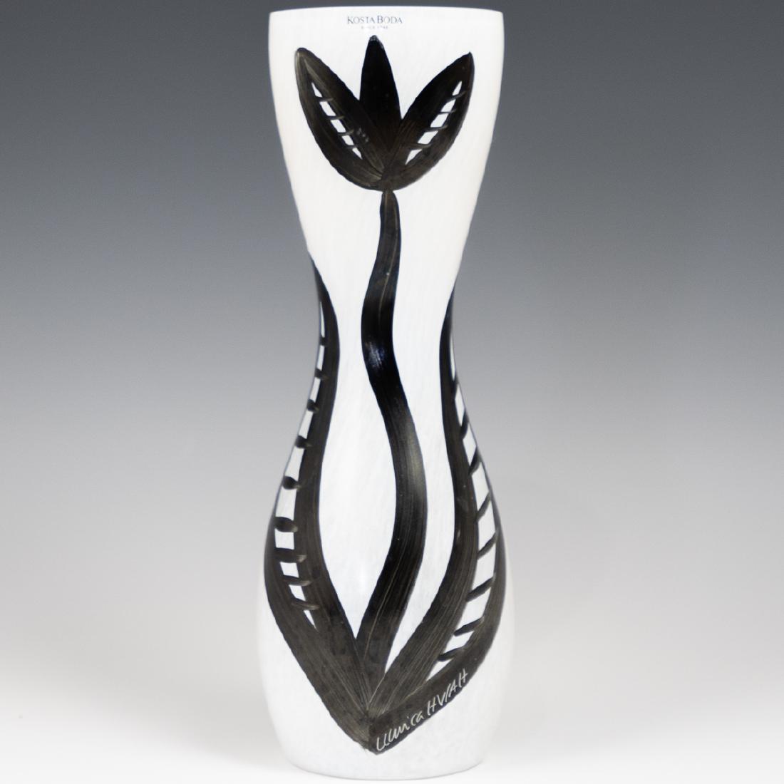 Kosta Boda Unica Viah Crystal Vase (1 of 4)