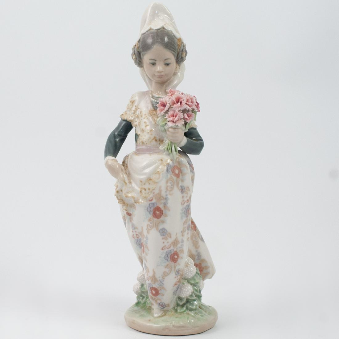 Lladro Porcelain Bride Figurine (1 of 4)