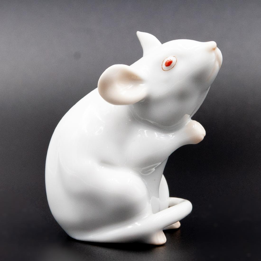 Herend Porcelain Mouse Figurine (1 of 4)