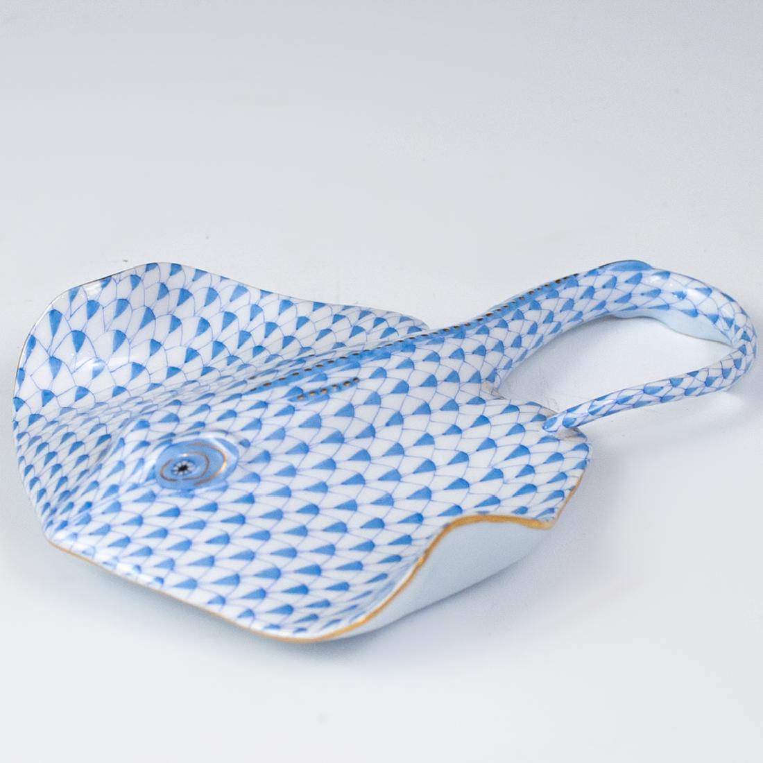 Herend Porcelain Stingray (1 of 5)