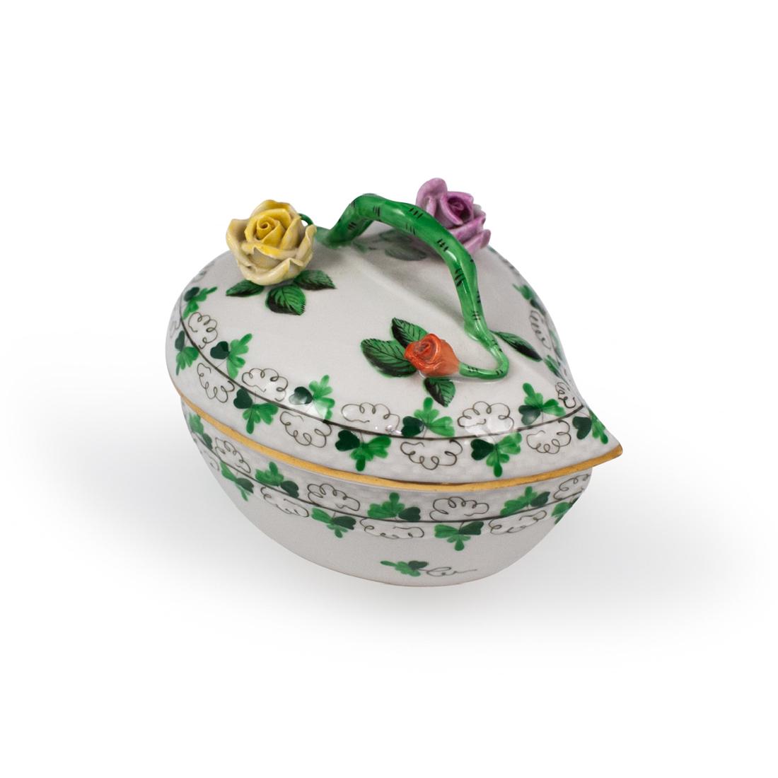 Herend Persil Heart Shaped Box (1 of 4)