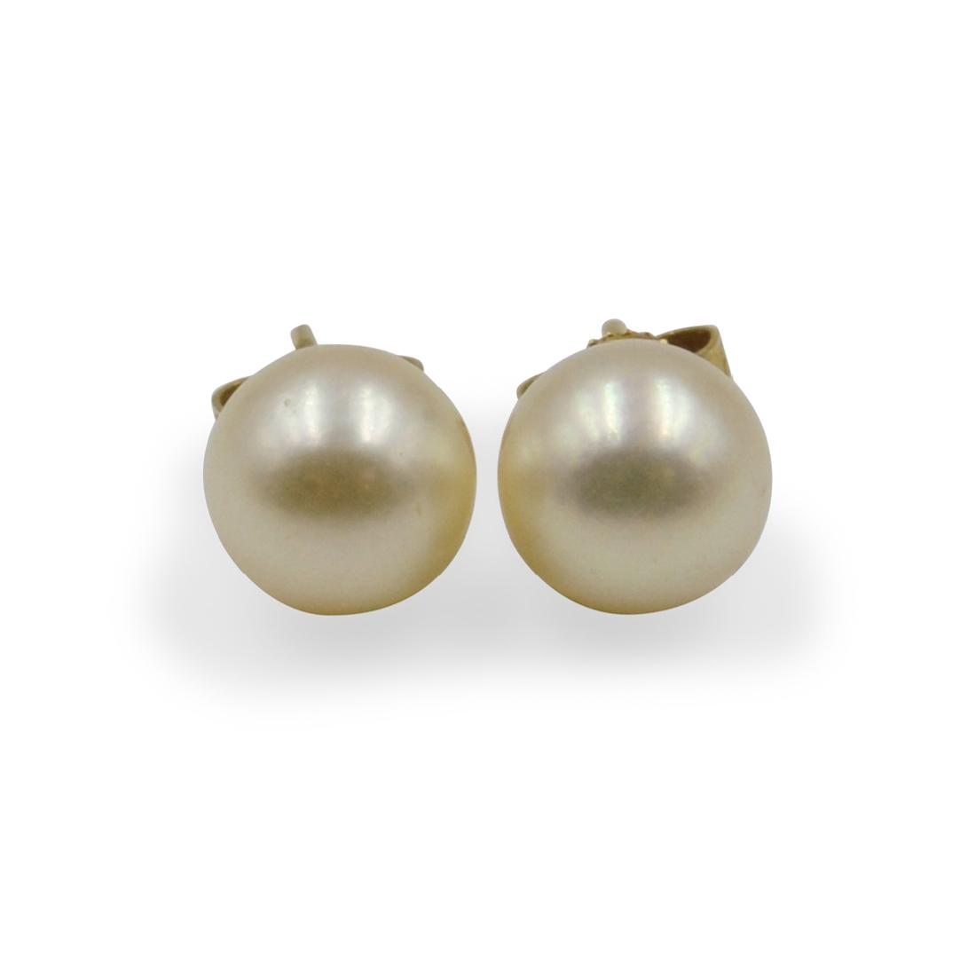 Pair of 14K Gold and Pearl Earrings (1 of 2)