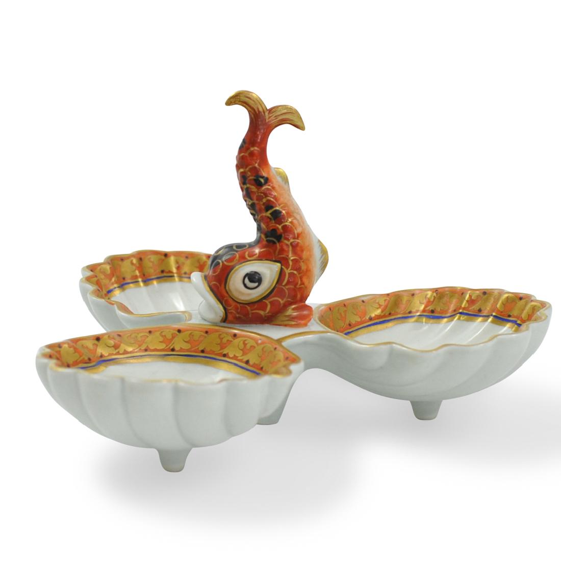 Mottahedeh Style Porcelain Serving Dish (1 of 4)