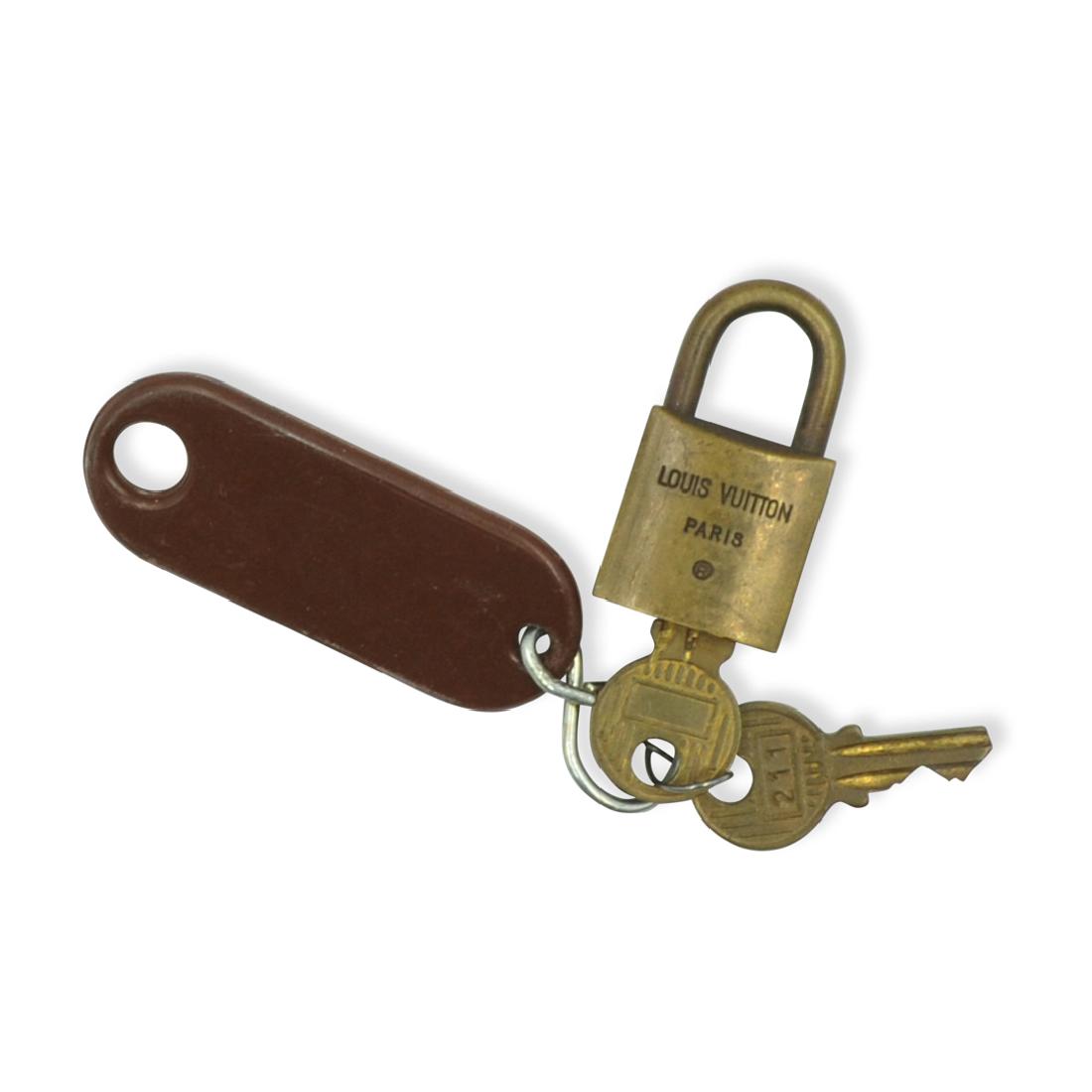 Louis Vuitton Lock and Key (1 of 1)