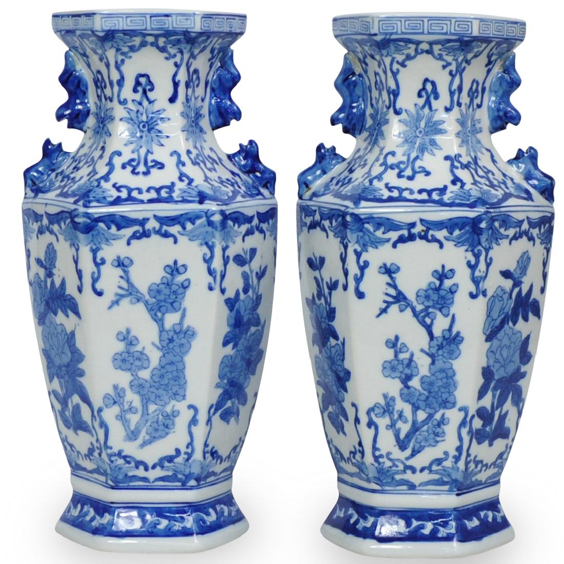Pair of Chinese Blue and White Vases (1 of 5)
