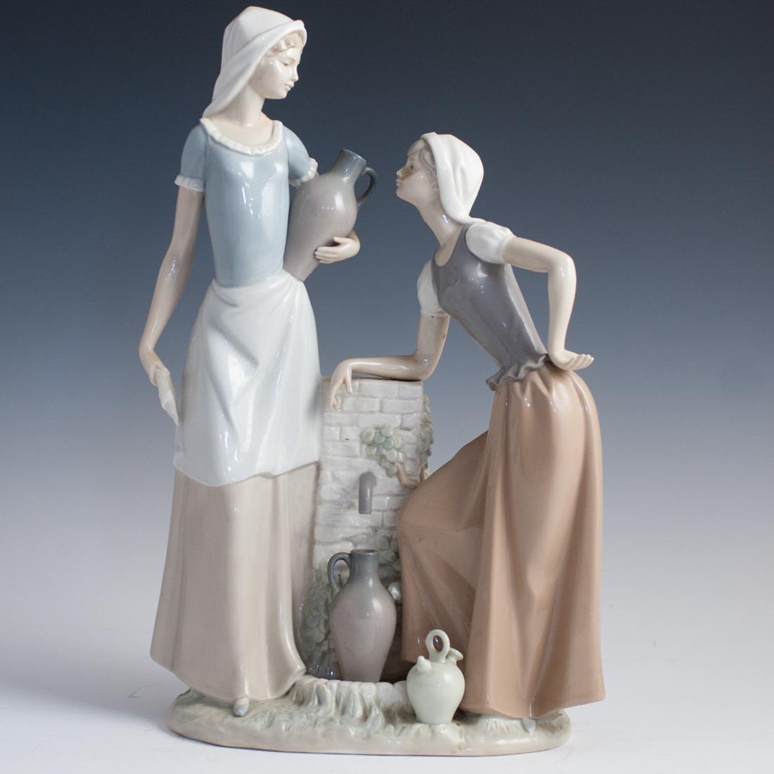 Nao Lladro Porcelain Figurine (1 of 6)