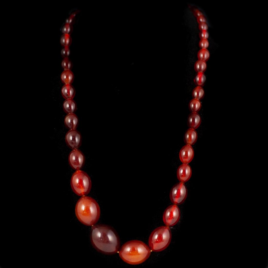 Vintage Amber Beaded Necklace (1 of 2)