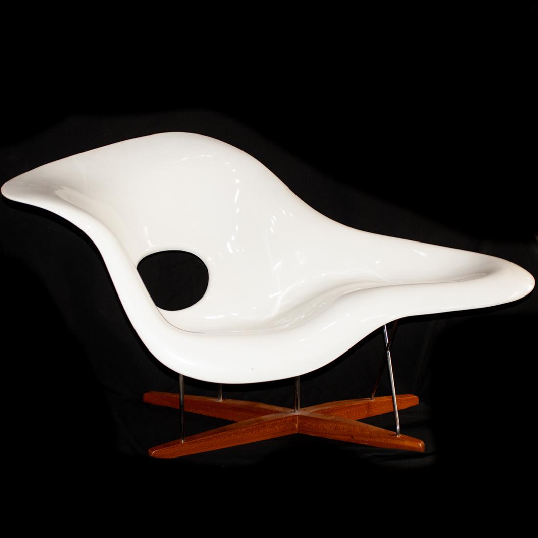 Eames "La Chaise" Lounge Chair (1 of 3)