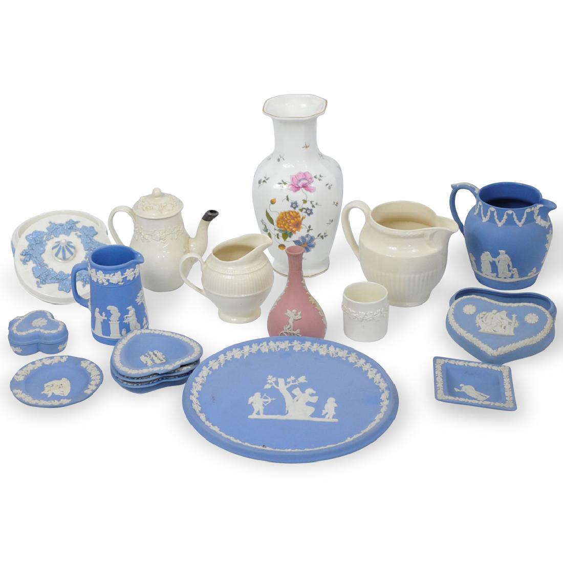 (17 Pc) Lot of Wedgwood Jasperware (1 of 11)