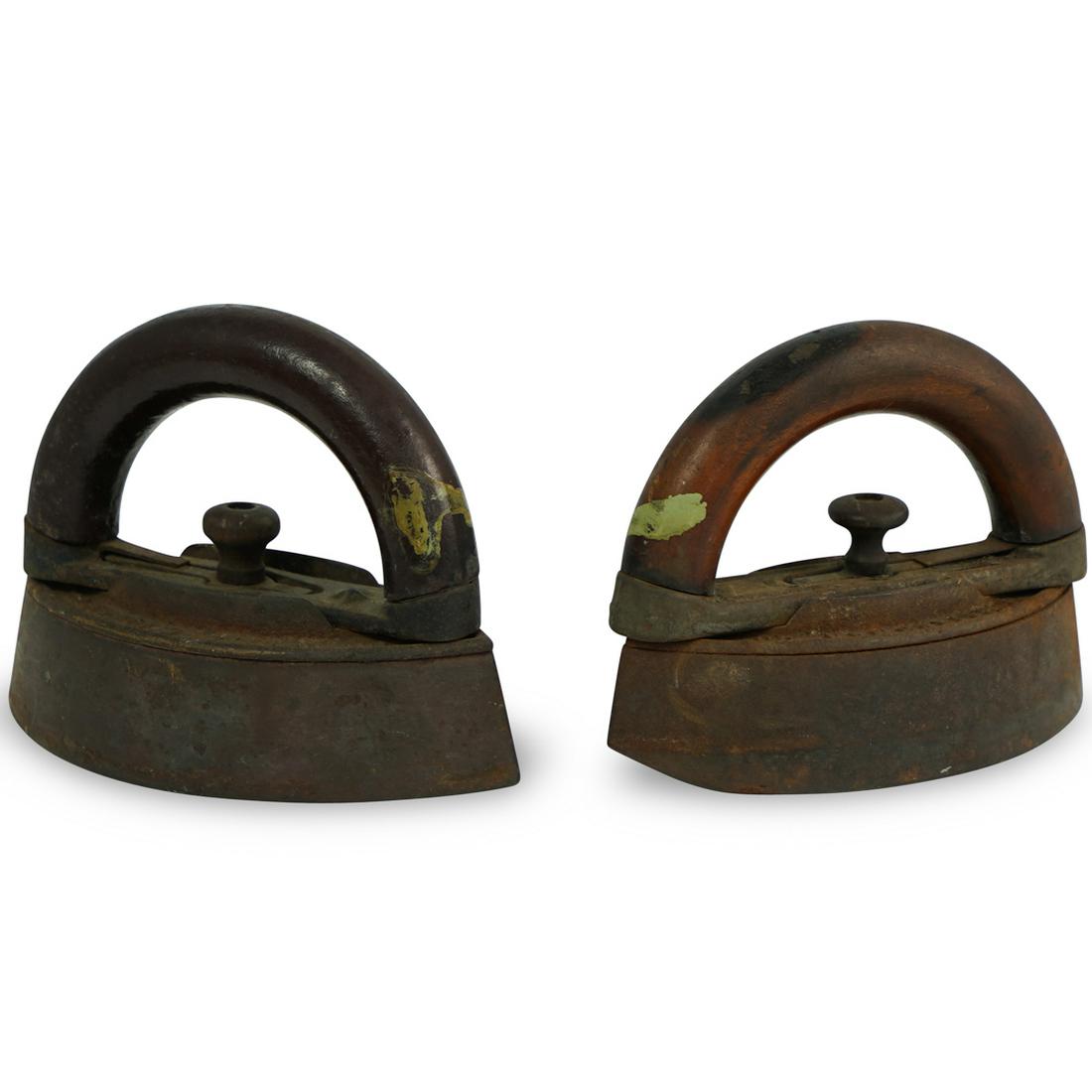 Pair of Antique Cast Iron Irons (1 of 5)