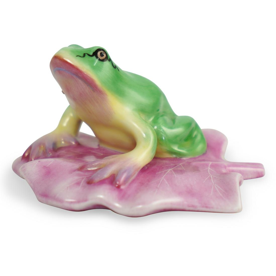 Herend Porcelain Perched Frog (1 of 4)
