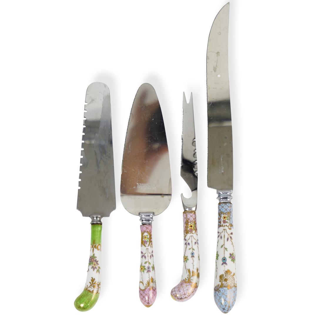 (4 Pc) Sheffield Porcelain Handled Knife Set (1 of 5)
