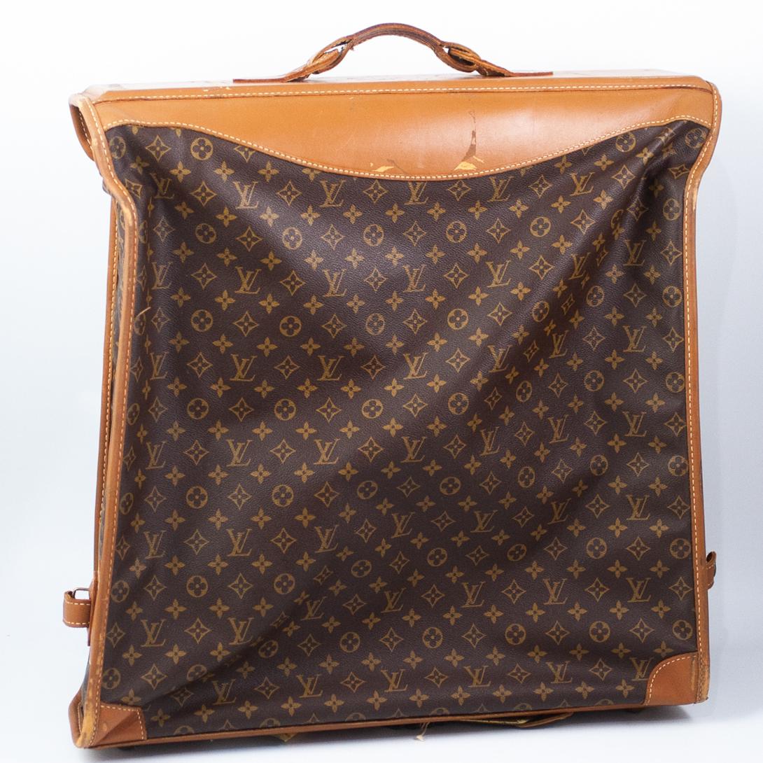 Louis Vuitton Suit Carrier (1 of 8)