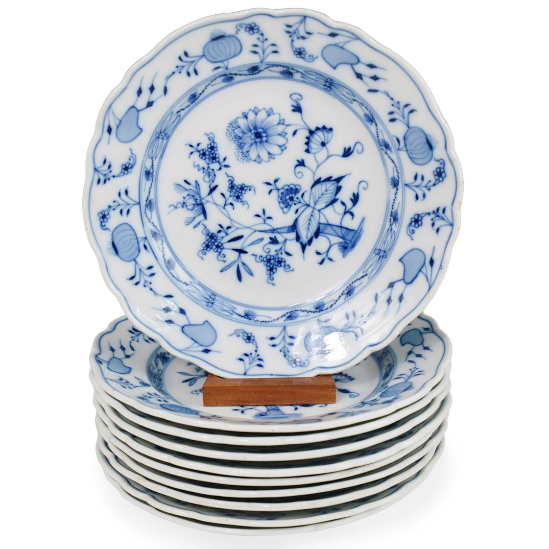 (10 Pc) Meissen "Onion" Porcelain Plates (1 of 4)