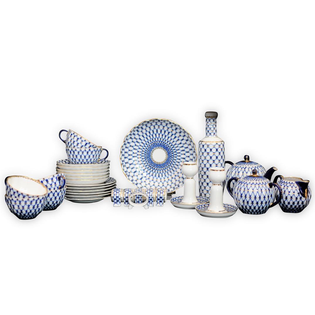 (31 Pc) Russian Imperial Lomonosov "Cobalt Net" (1 of 8)