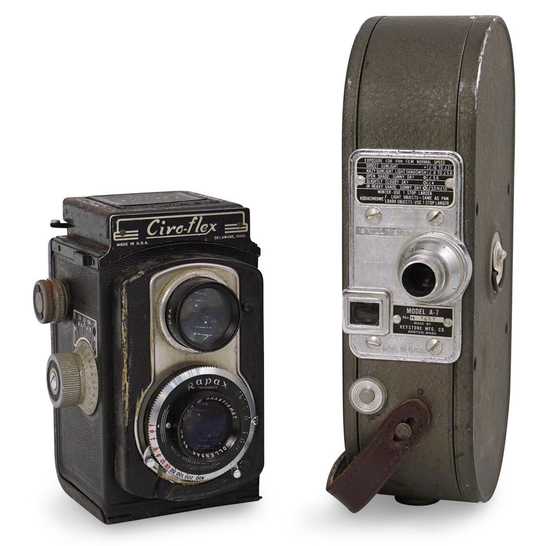 (2 Pc) Vintage Cameras (1 of 5)