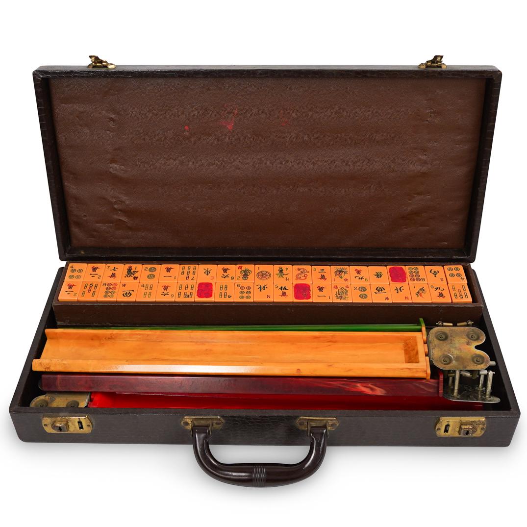 Vintage Mahjong Set (1 of 4)