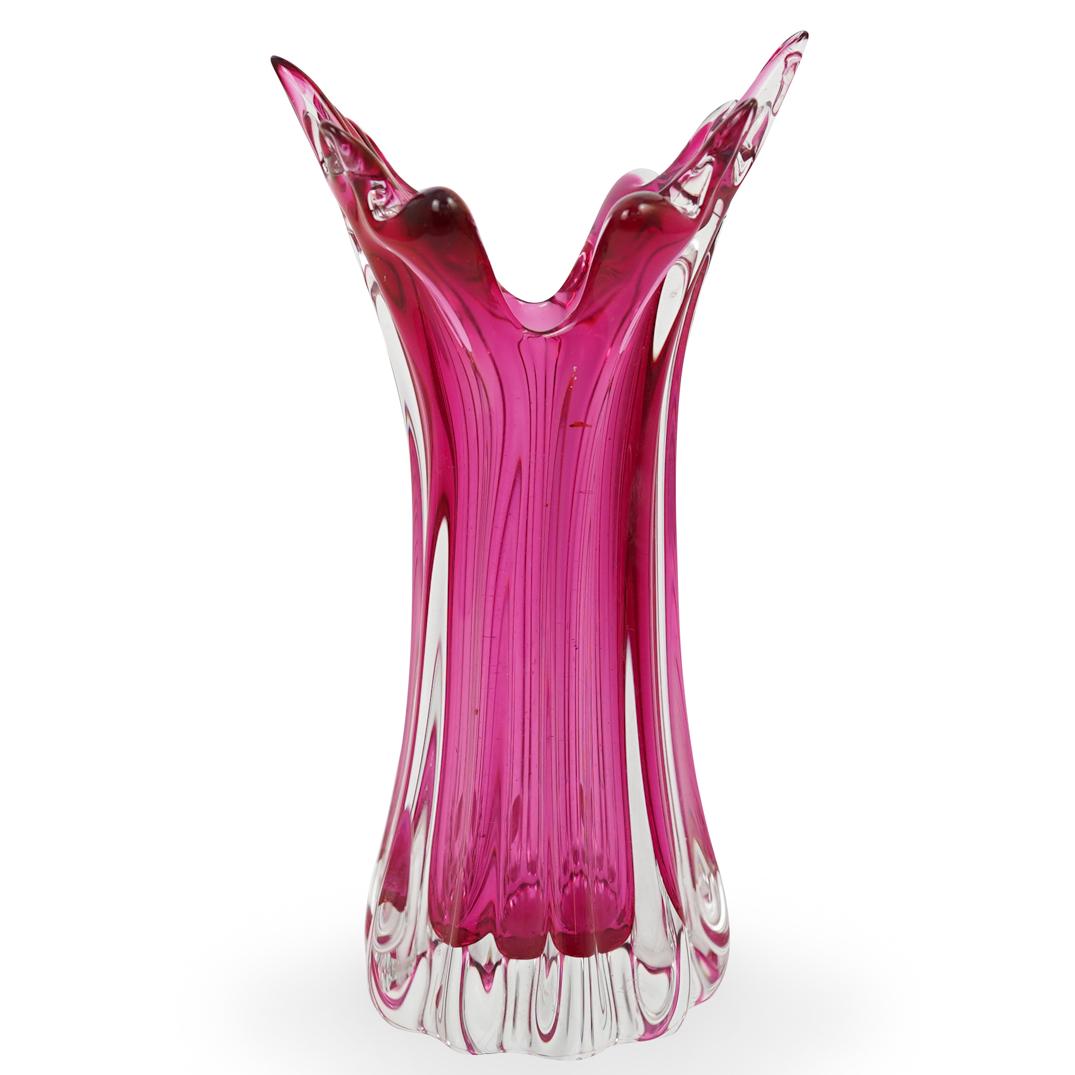 Signed Murano Art Glass Vase: DESCRIPTION: A Murano "Splash" Art glass floral vase in a pink and clear foundation, signed on the underside "Archibaldo Segui" and labeled "Murano Italy" CIRCA: 20th Century ORIGIN: Italy DIMENSIONS: